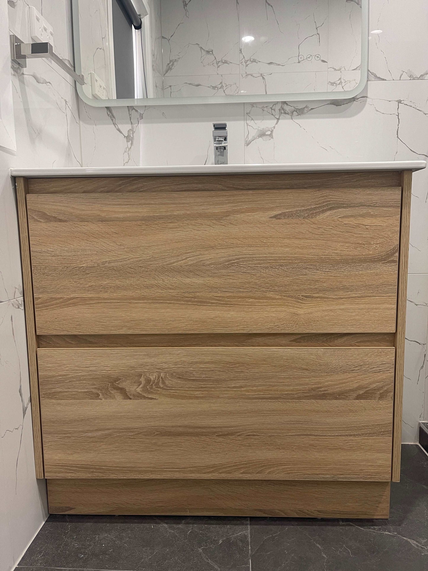 600MM POLO LIGHT OAK FREESTANDING VANITY WITH CERAMIC TOP